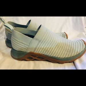 Merrell Women’s Range Laceless Slip on Size 7